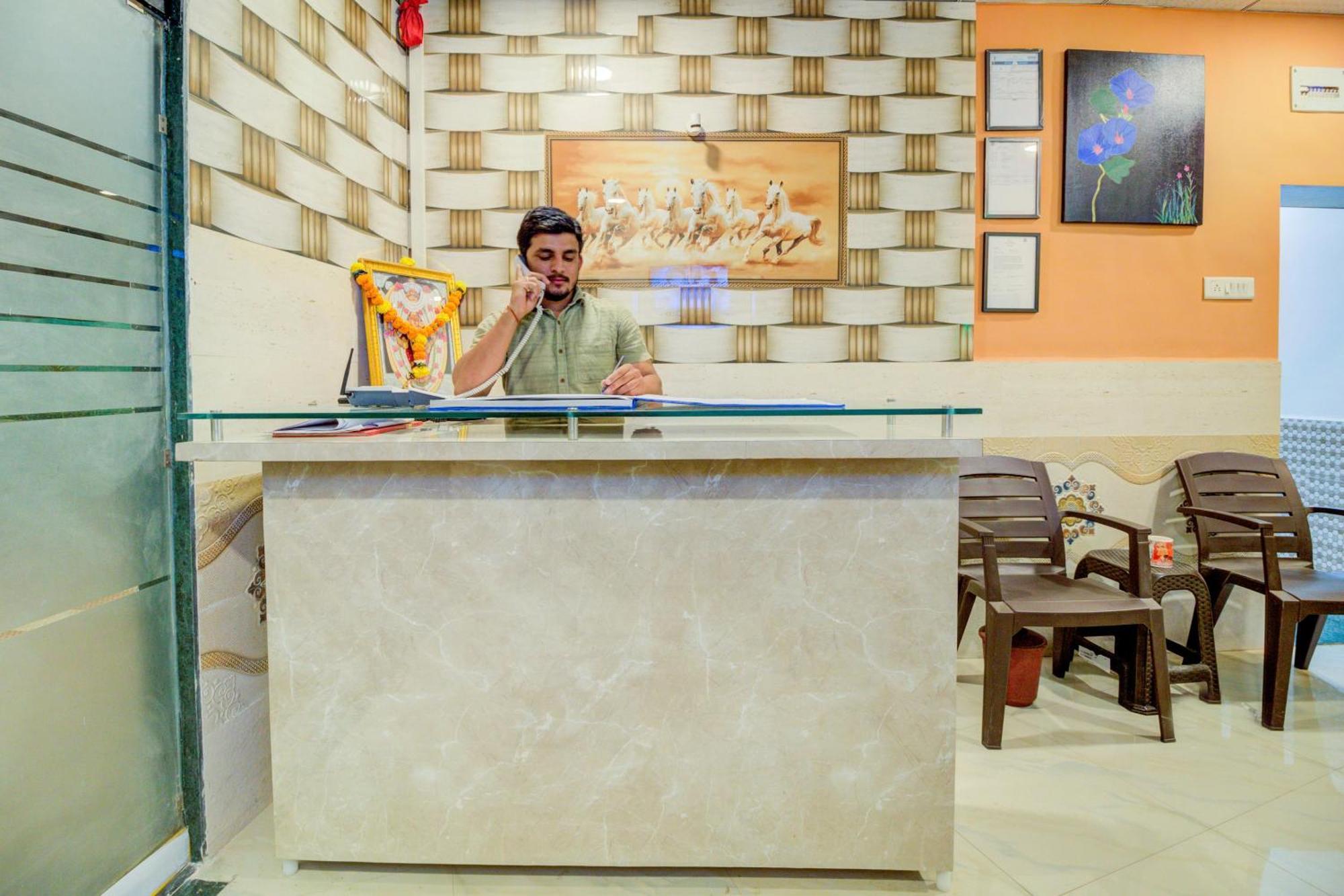 Hotel O Anjali Hotel Bombaim Exterior foto